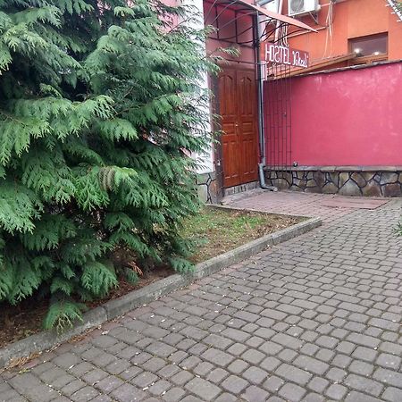 Hostel Vokzal Mukatsjeve Eksteriør bilde