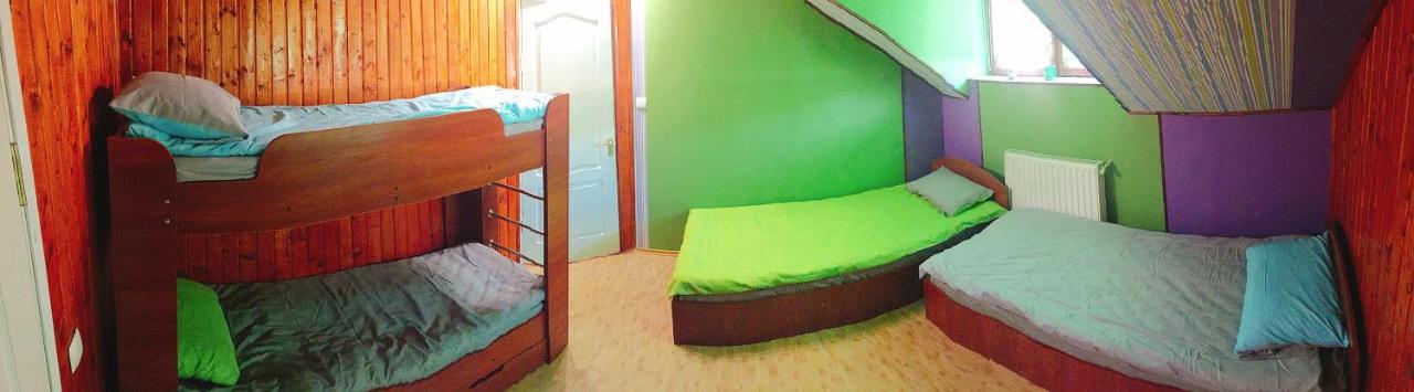 Hostel Vokzal Mukatsjeve Eksteriør bilde