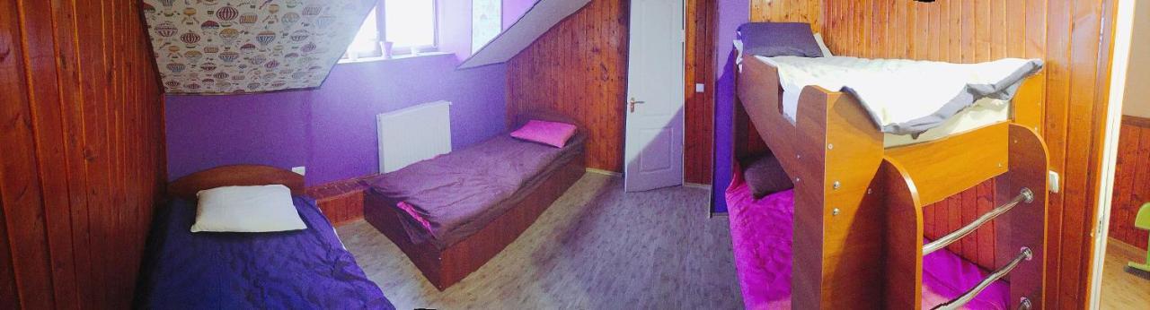 Hostel Vokzal Mukatsjeve Eksteriør bilde