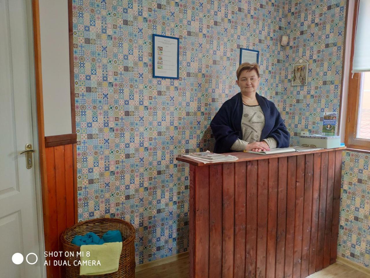 Hostel Vokzal Mukatsjeve Eksteriør bilde